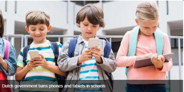 Dutch government bans phones in schools 